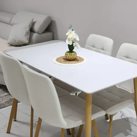 Διαμέρισμα Urban Comfort 9 *